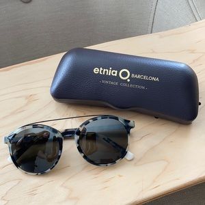 Vintage glasses with case